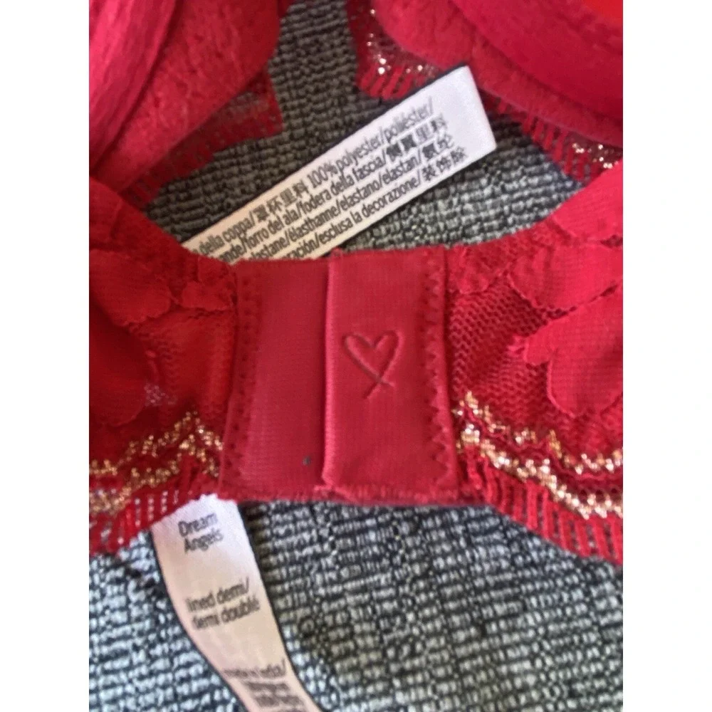 Victoria's Secret Red Lace Gold Trim Push-Up Bra 34D Underwire‎ Padded Lingerie